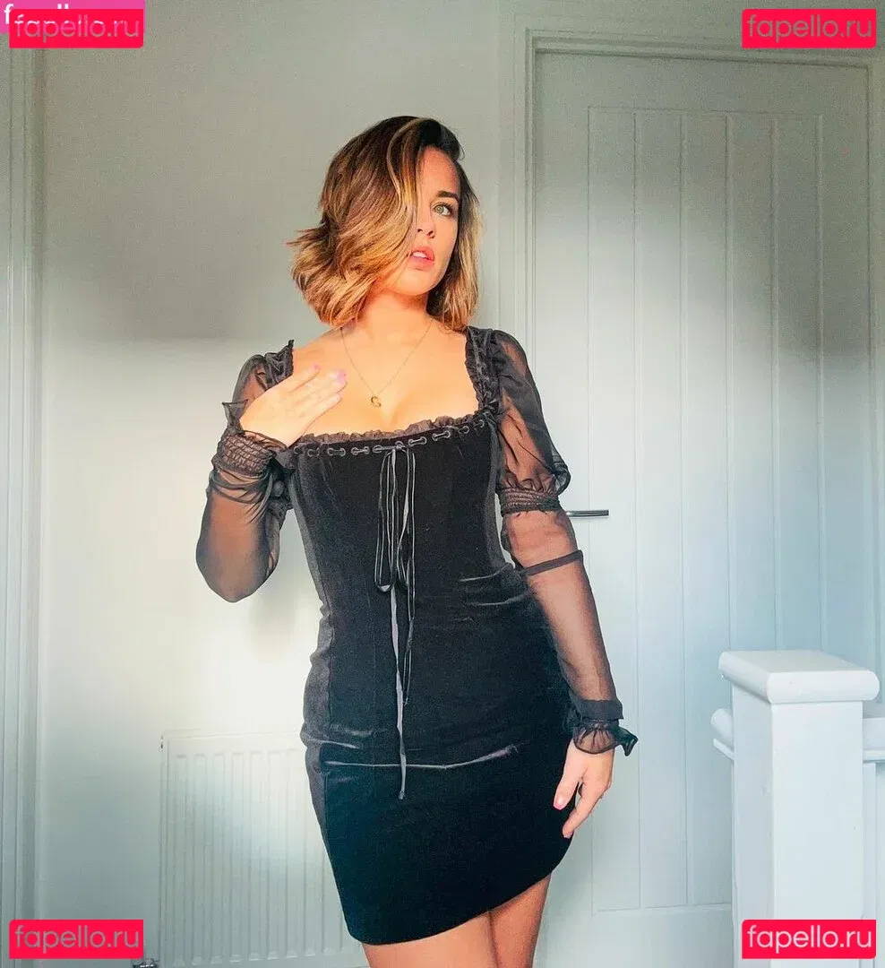 Georgia May Foote Onlyfans Photo Gallery 