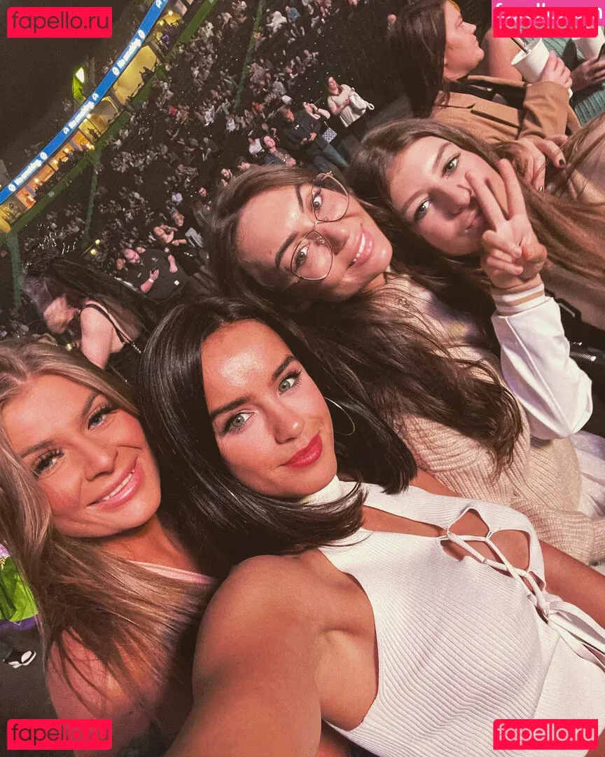 Georgia May Foote Onlyfans Photo Gallery 