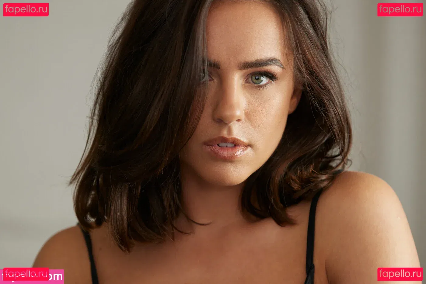 Georgia May Foote Onlyfans Photo Gallery 