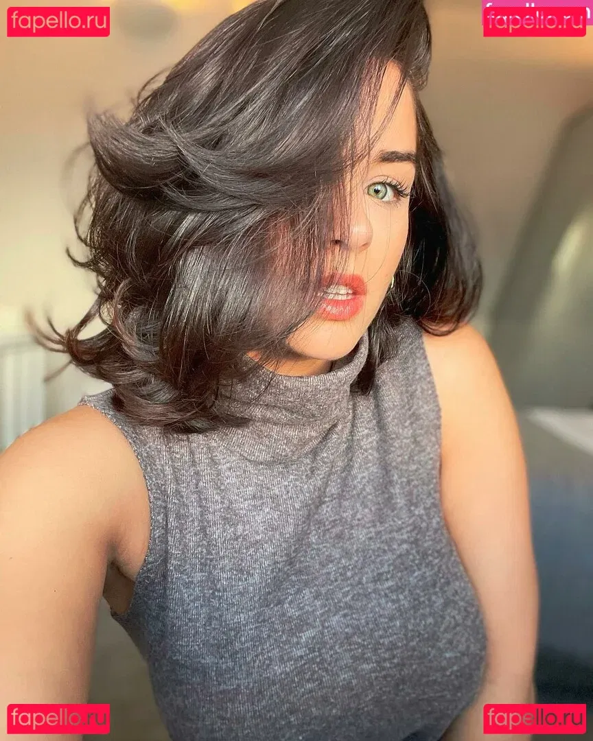 Georgia May Foote Onlyfans Photo Gallery 