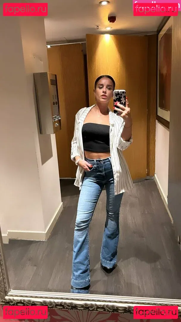 Georgia May Foote Onlyfans Photo Gallery 