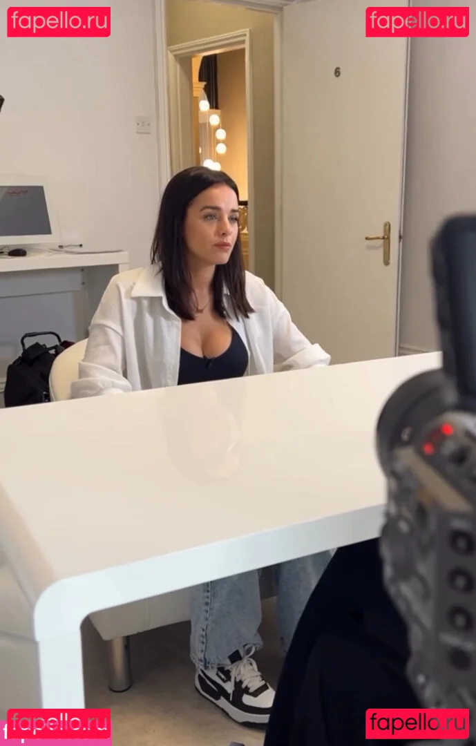 Georgia May Foote Onlyfans Photo Gallery 