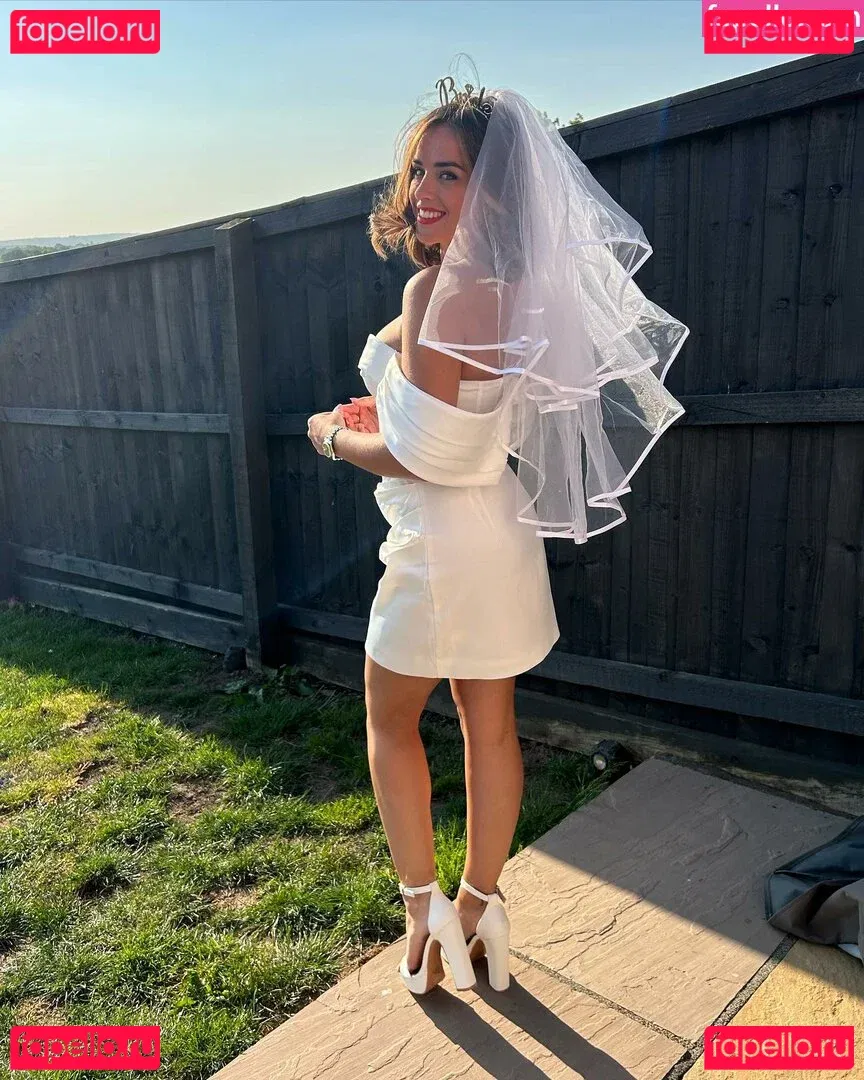 Georgia May Foote Onlyfans Photo Gallery 