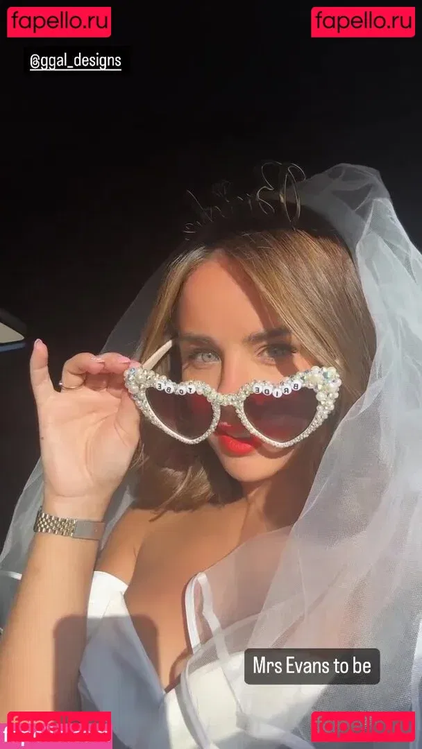 Georgia May Foote Onlyfans Photo Gallery 