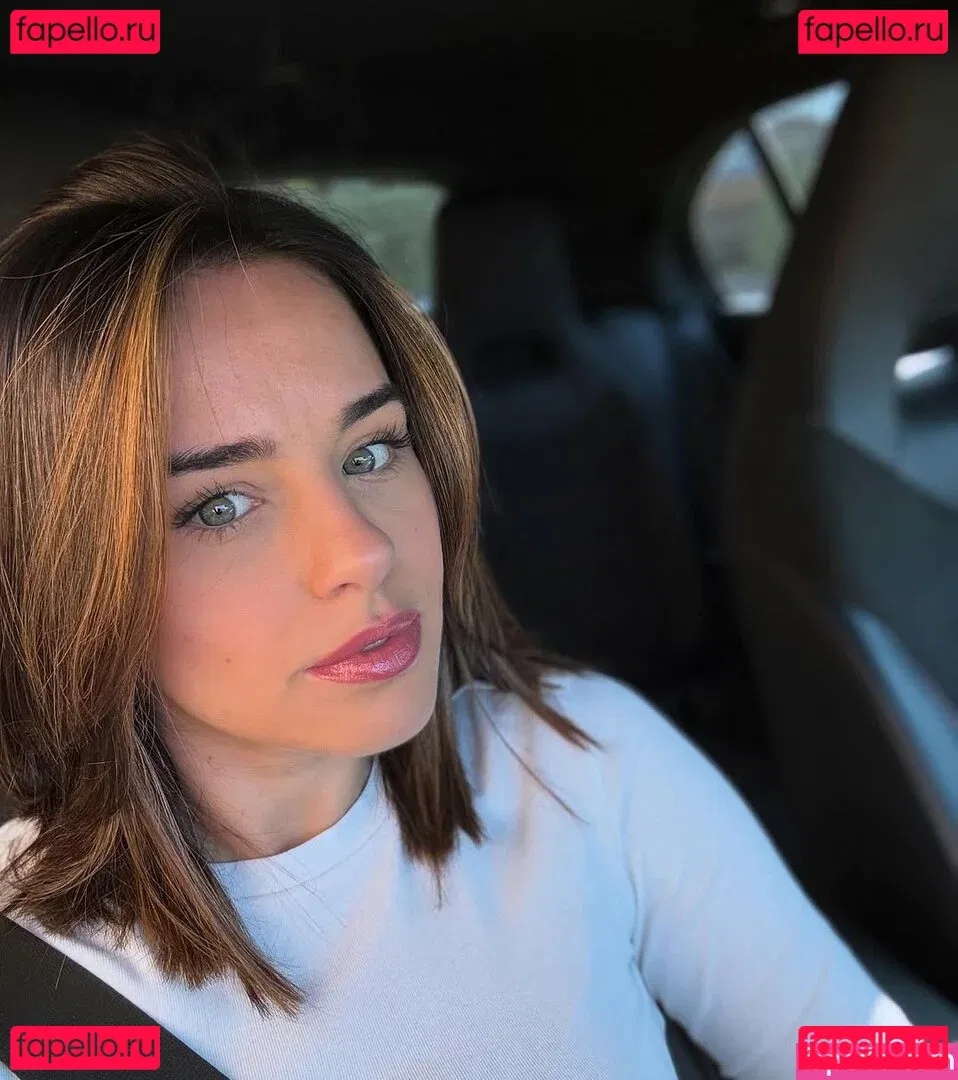 Georgia May Foote Onlyfans Photo Gallery 