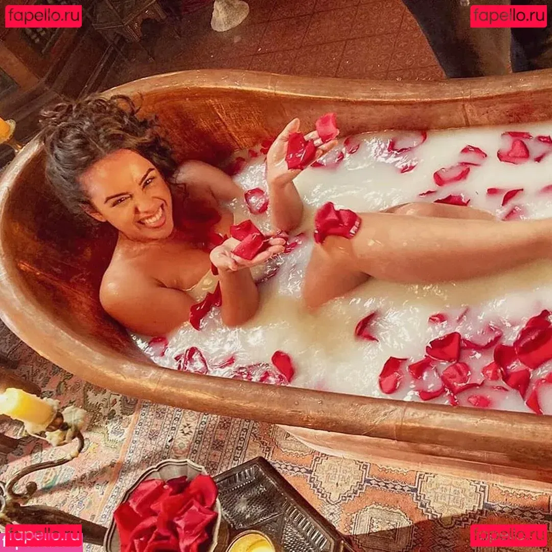 Georgia May Foote Onlyfans Photo Gallery 