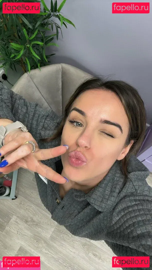 Georgia May Foote Onlyfans Photo Gallery 