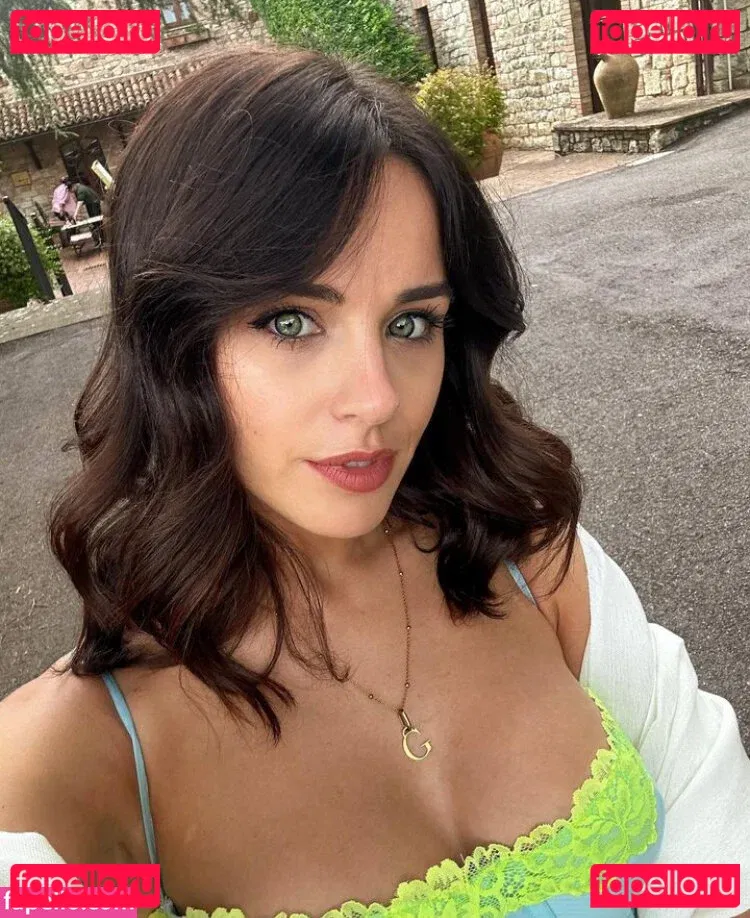 Georgia May Foote Onlyfans Photo Gallery 
