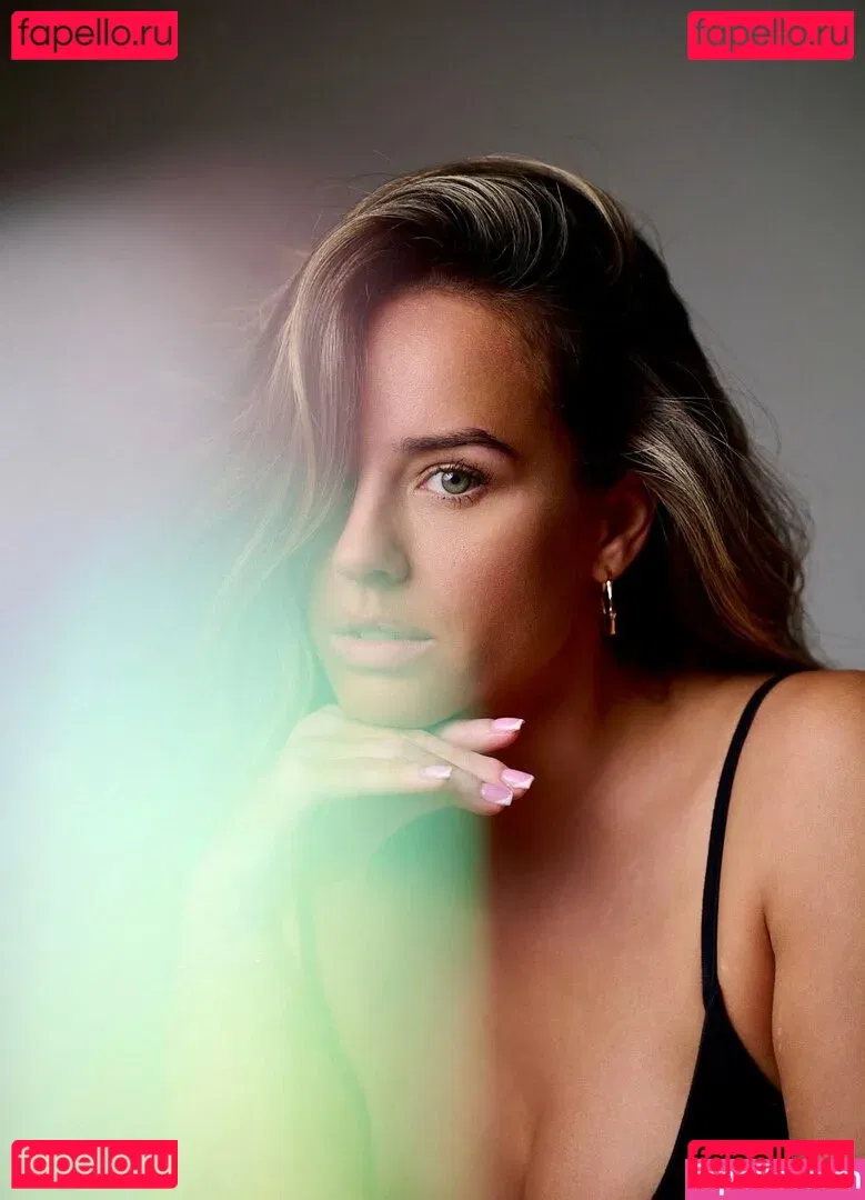 Georgia May Foote Onlyfans Photo Gallery 