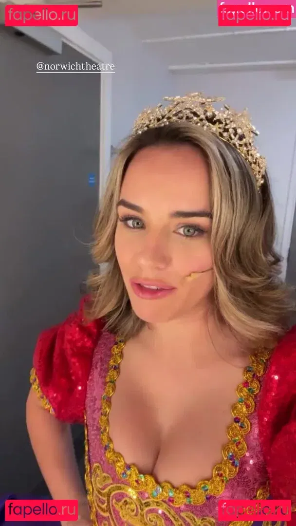 Georgia May Foote Onlyfans Photo Gallery 