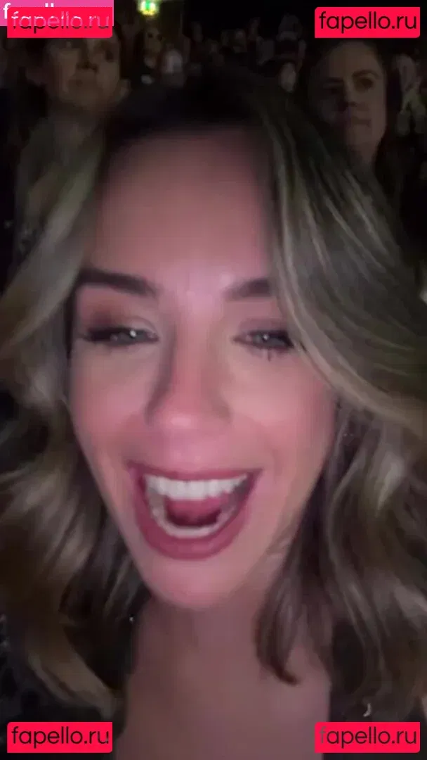 Georgia May Foote Onlyfans Photo Gallery 