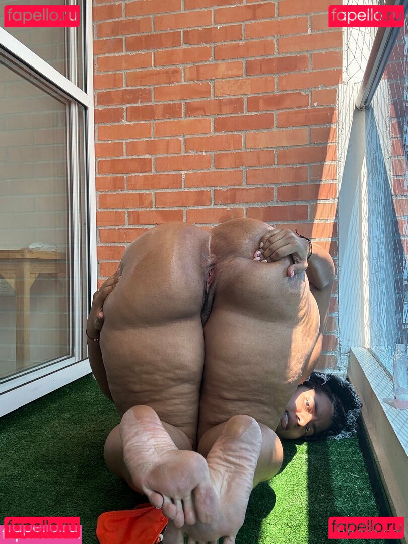 saraboom Nude Onlyfans Photo 18