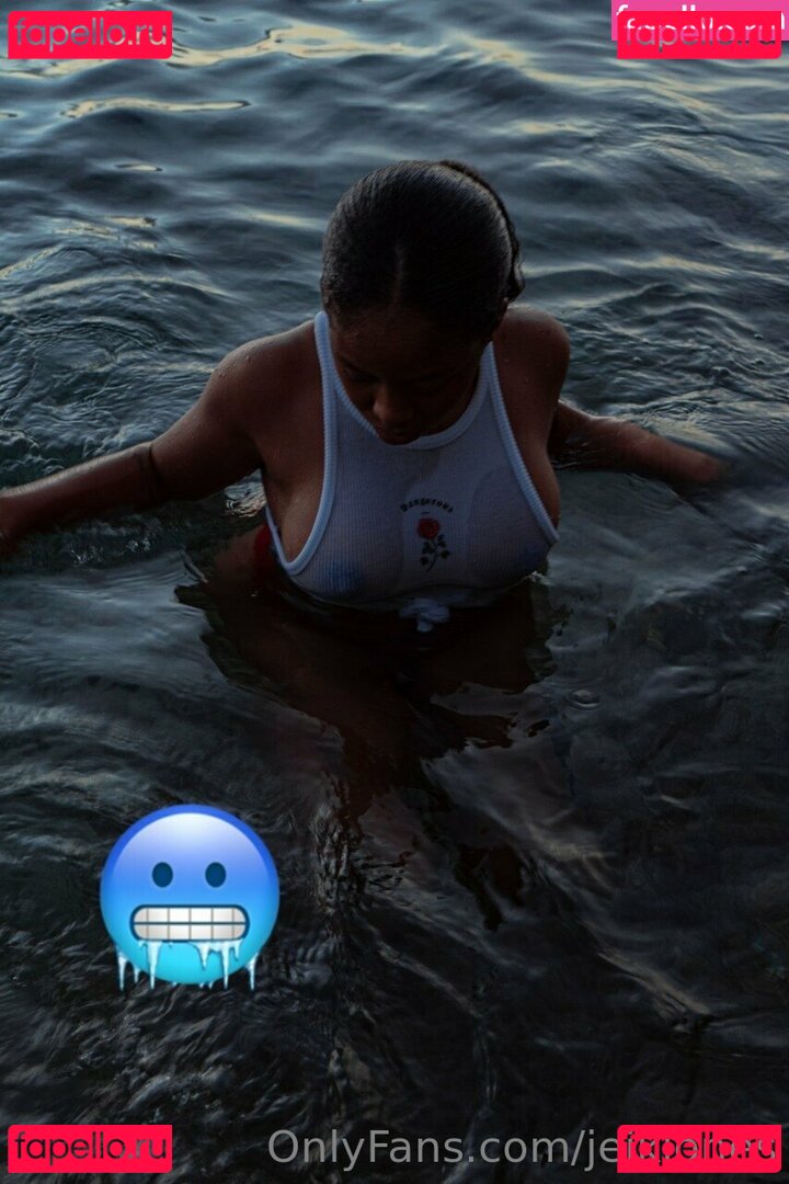 Jeika Jones Nude Onlyfans Photo 7