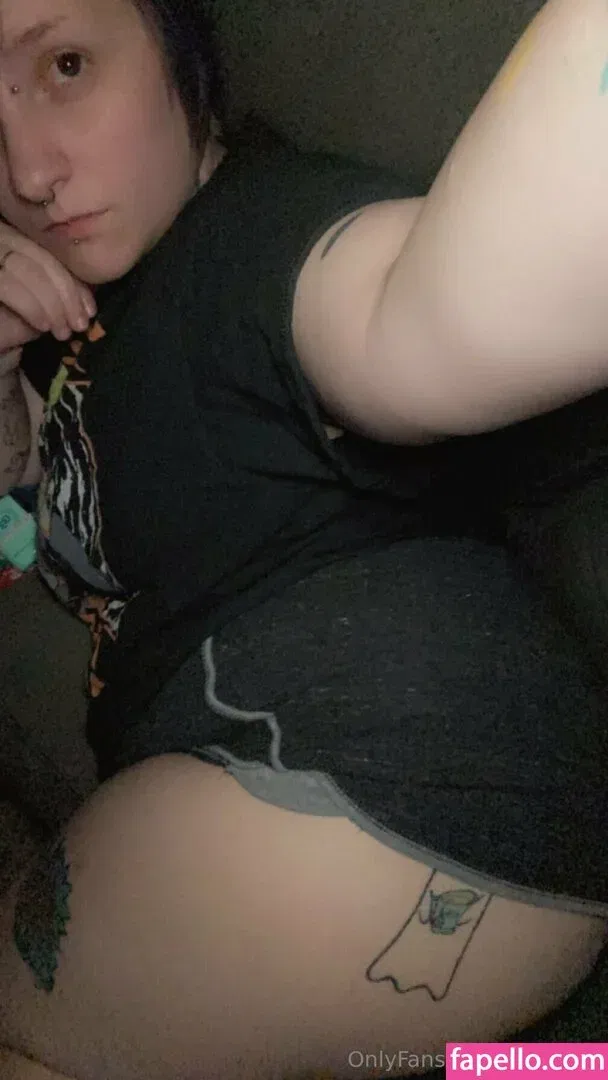 yor.uwu Onlyfans Photo Gallery 