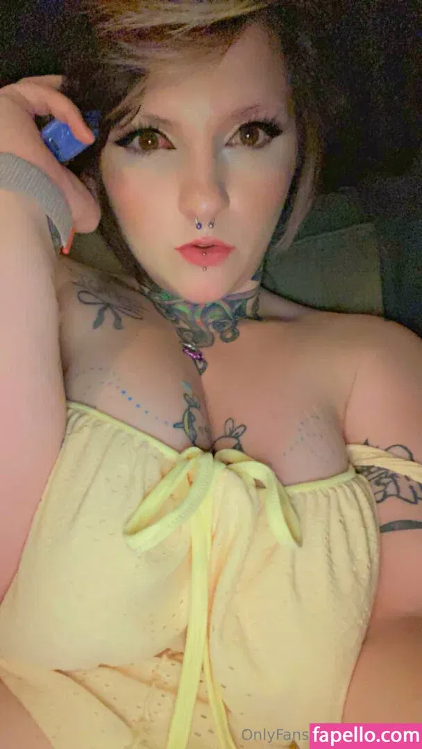 yor.uwu Onlyfans Photo Gallery 