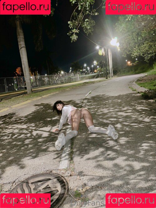 yor.uwu Onlyfans Photo Gallery 