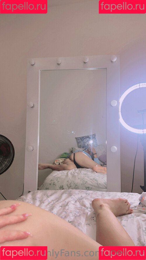 yor.uwu Onlyfans Photo Gallery 