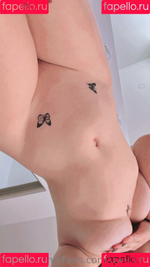 yor.uwu Onlyfans Photo Gallery 