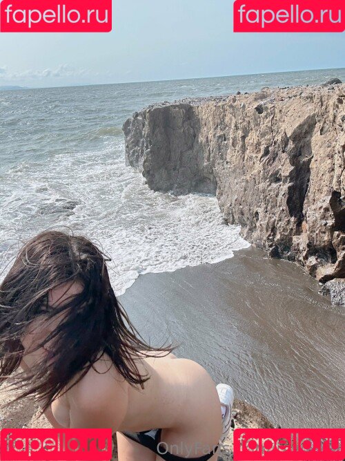 yor.uwu Onlyfans Photo Gallery 