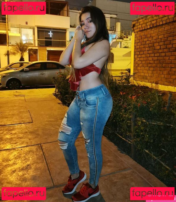 julissaestefy Nude Onlyfans Photo 11