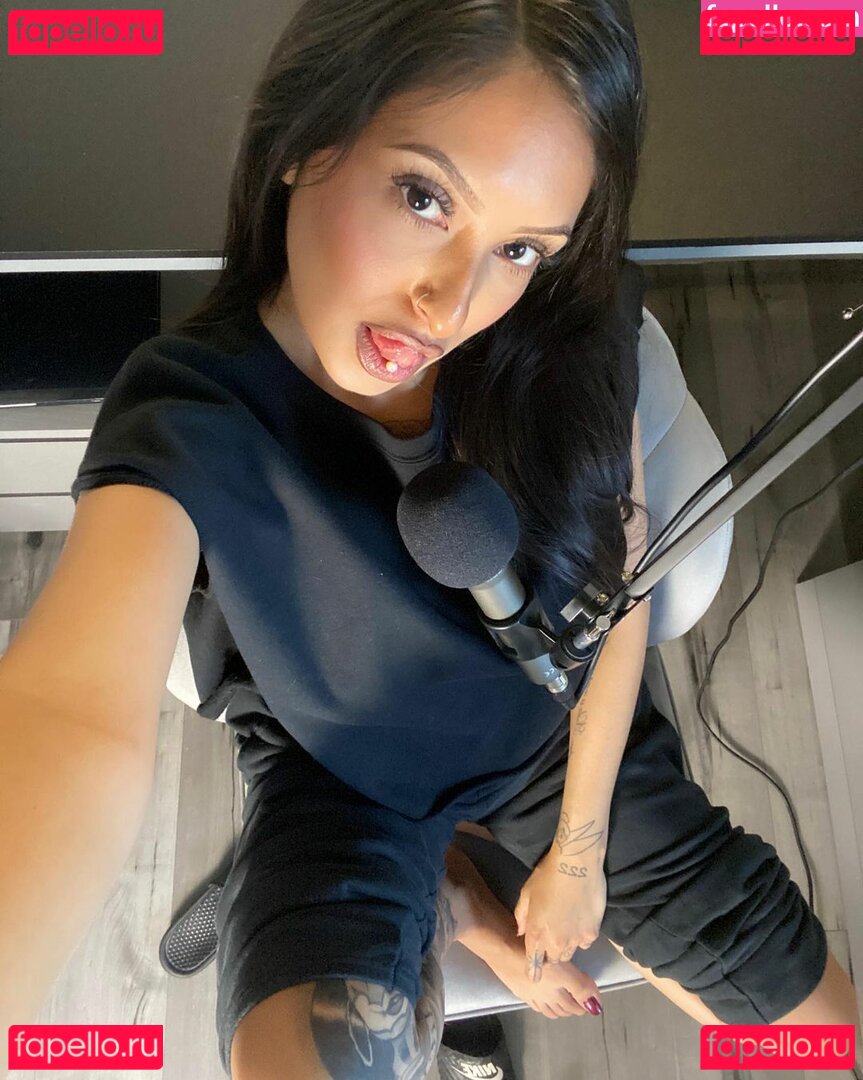 Listapia Nude Onlyfans Photo 6