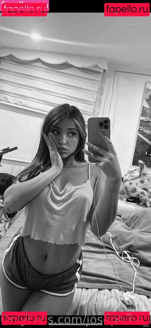 Josephine_hill Nude Onlyfans Photo 24