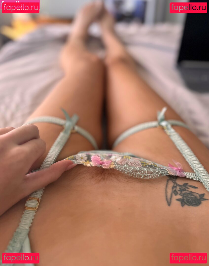 caityuk Nude Onlyfans Photo 26