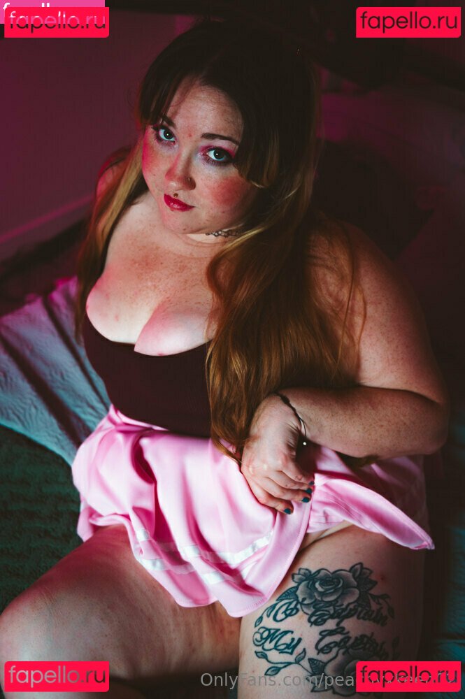 peachyxkeen02 Nude Onlyfans Photo 11