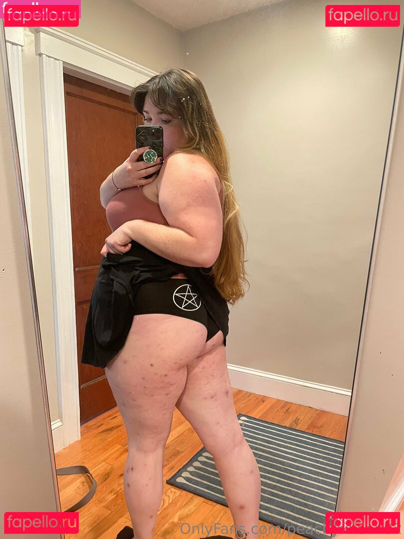 peachyxkeen02 Nude Onlyfans Photo 4