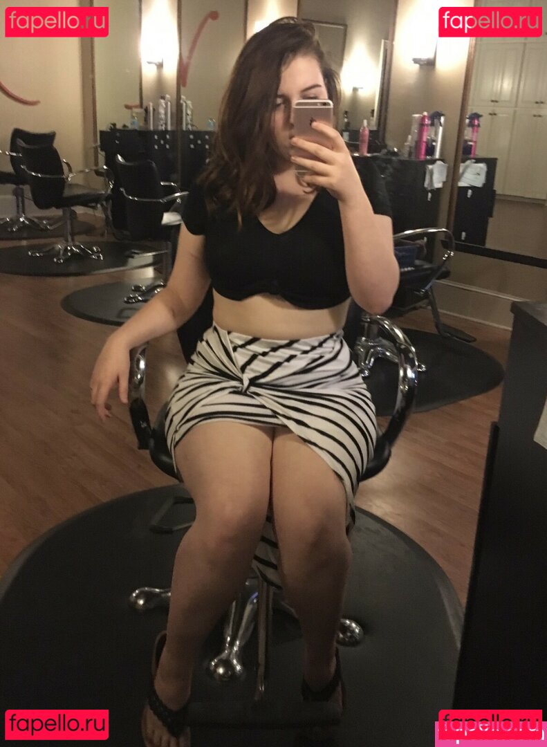 Cultleaderprincess Nude Onlyfans Photo 12