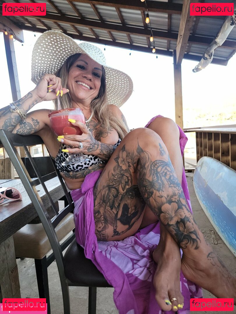 la_dama_tatuada Nude Onlyfans Photo 11