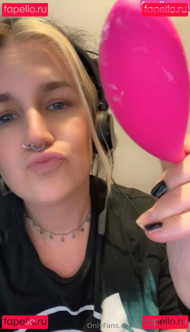 emobabe1331 Nude Onlyfans Photo 19