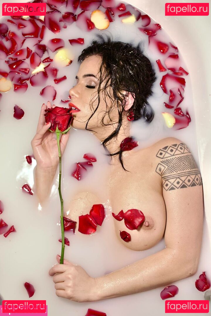 That Carioca & La.phoenix.dom Nude Onlyfans Photo 4