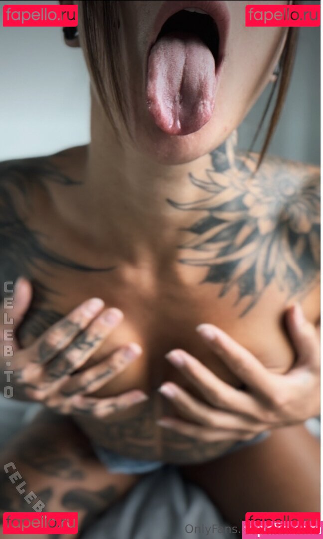 Urfitlara Nude Onlyfans Photo 13