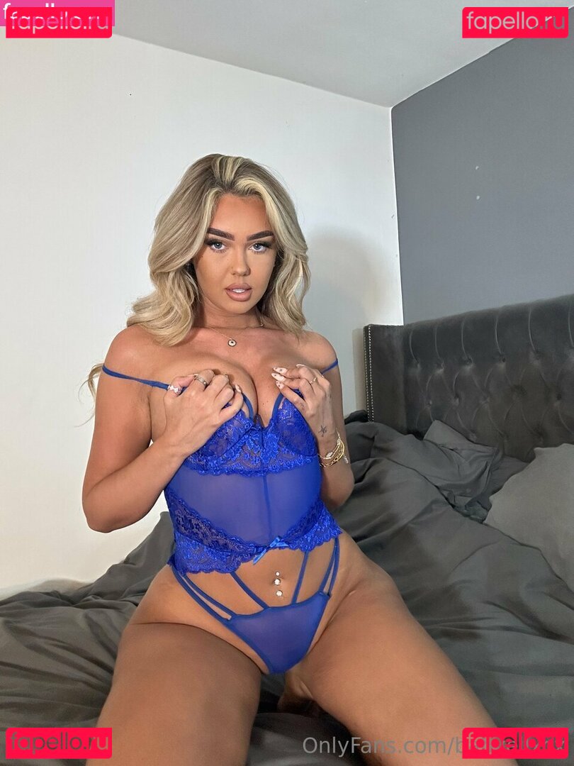 Ellie Scales Nude Onlyfans Photo 3