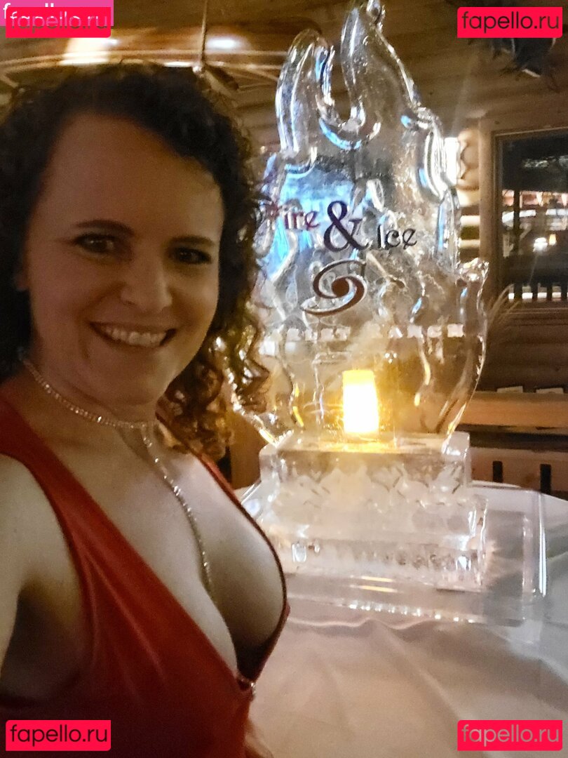 Rose Mastos Nude Onlyfans Photo 14