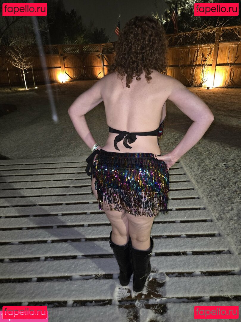 Rose Mastos Nude Onlyfans Photo 9