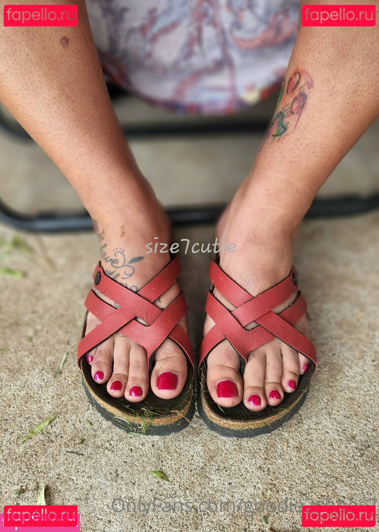 goodie2shoes7 Nude Onlyfans Photo 9