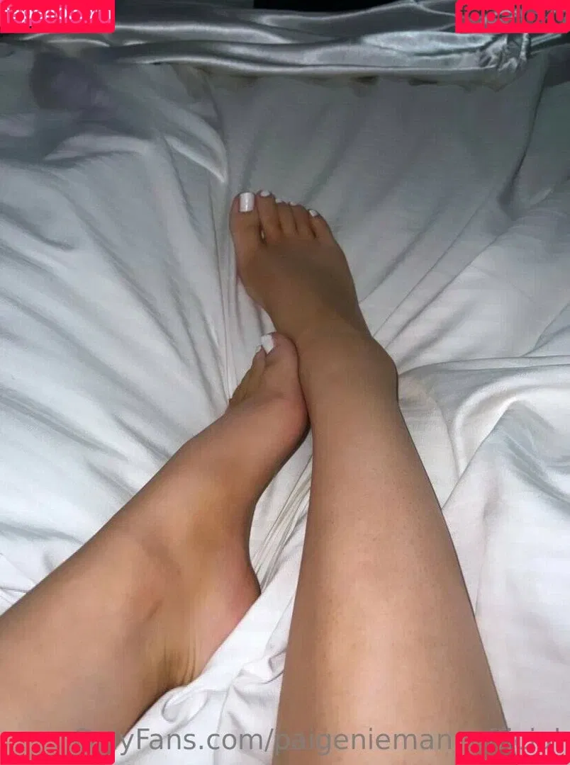 Paige Niemann Onlyfans Photo Gallery 
