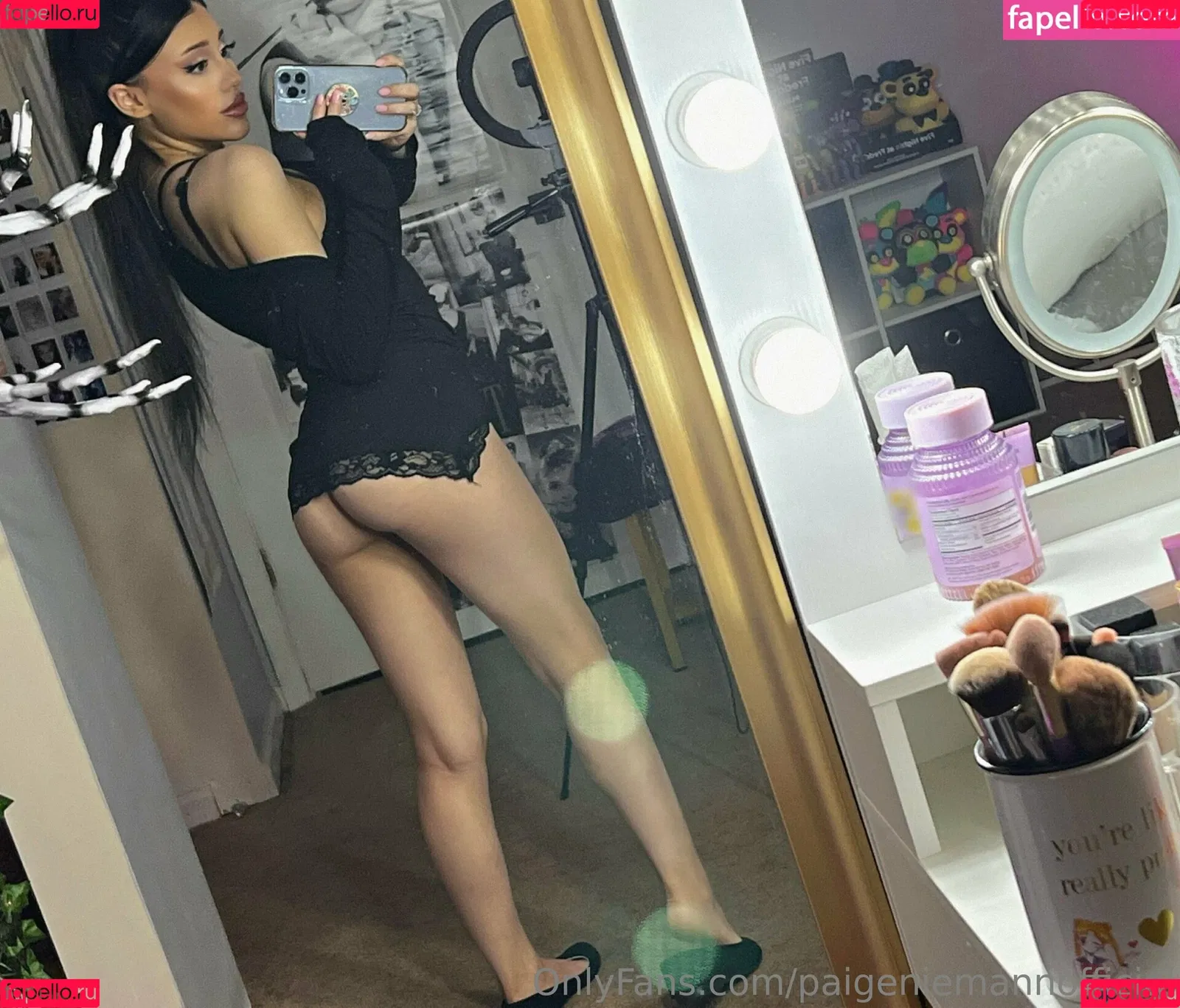 Paige Niemann Onlyfans Photo Gallery 