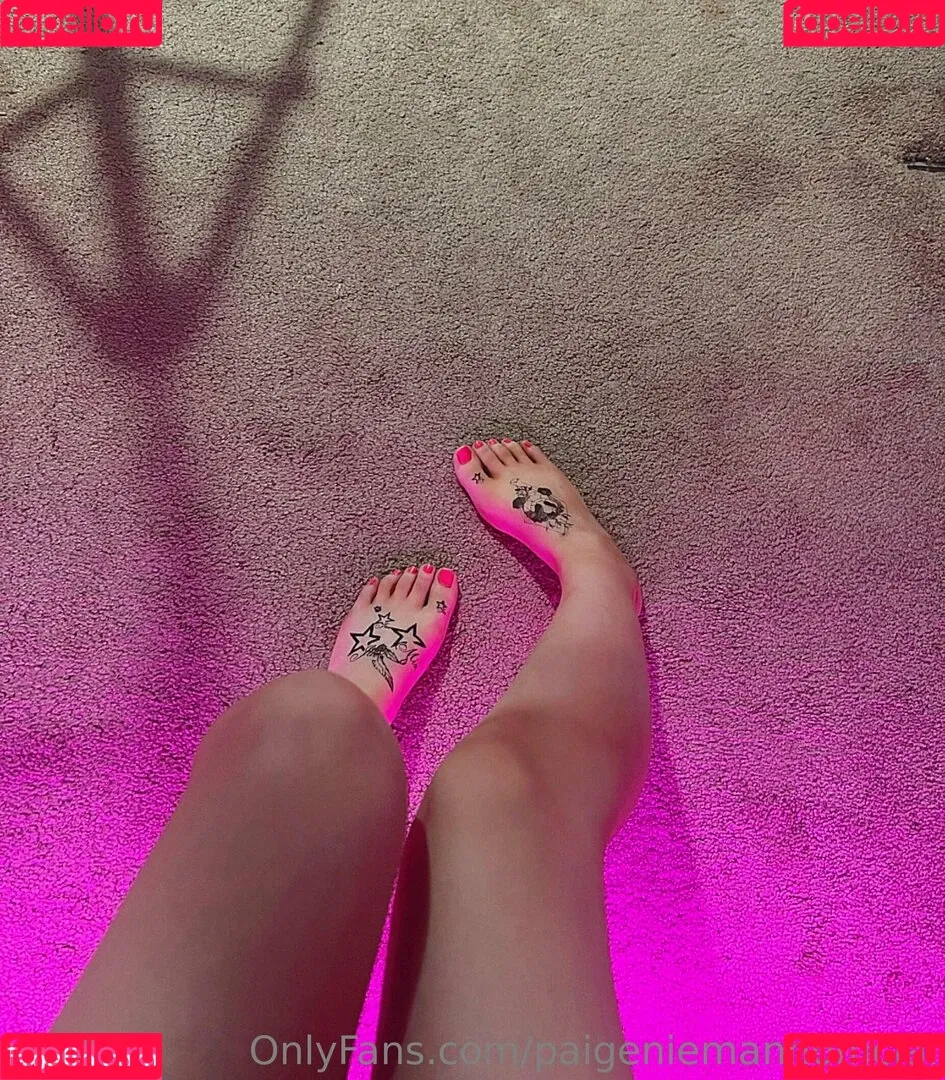 Paige Niemann Onlyfans Photo Gallery 