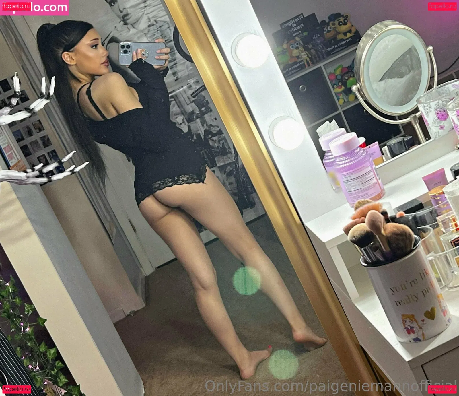 Paige Niemann Onlyfans Photo Gallery 