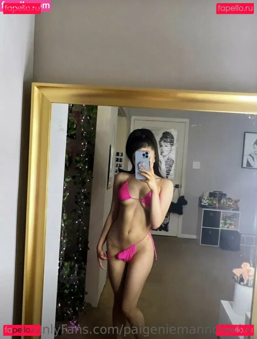 Paige Niemann Onlyfans Photo Gallery 