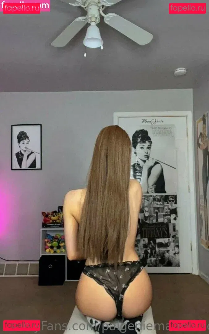 Paige Niemann Onlyfans Photo Gallery 