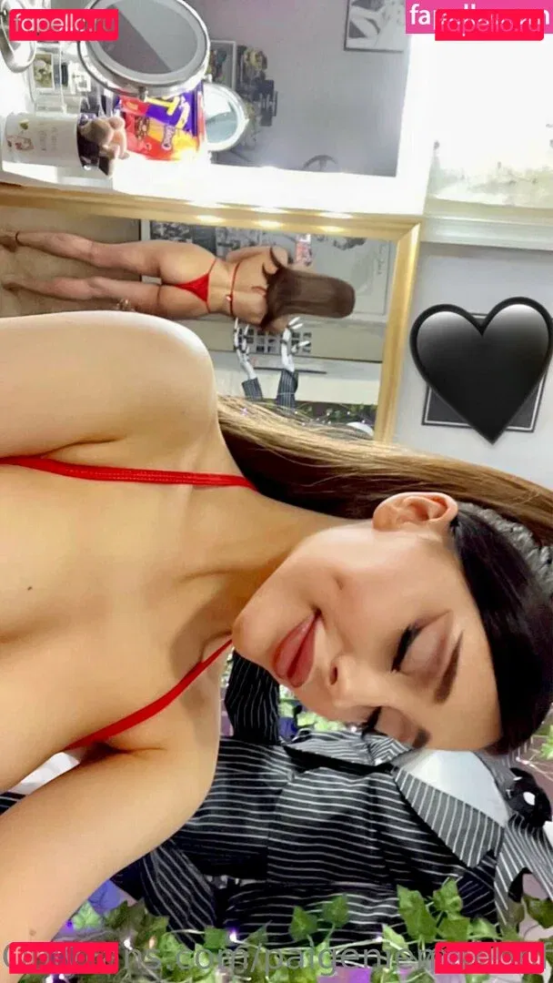 Paige Niemann Onlyfans Photo Gallery 