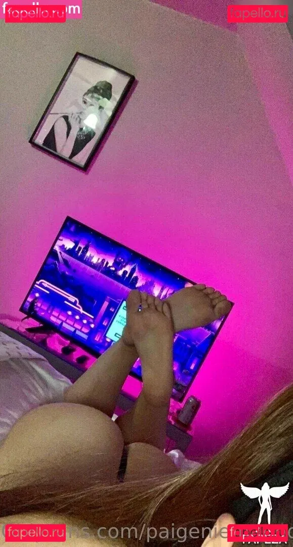 Paige Niemann Onlyfans Photo Gallery 