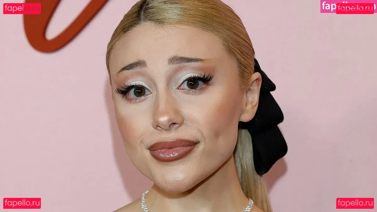 Paige Niemann Onlyfans Photo Gallery 