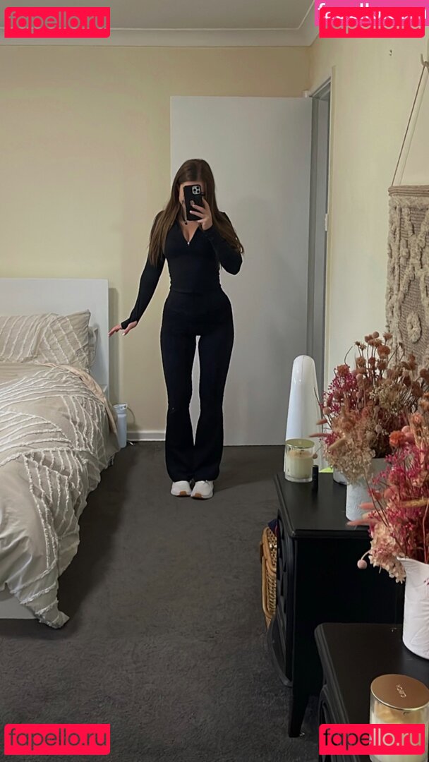 Katee Schornegg Nude Onlyfans Photo 36