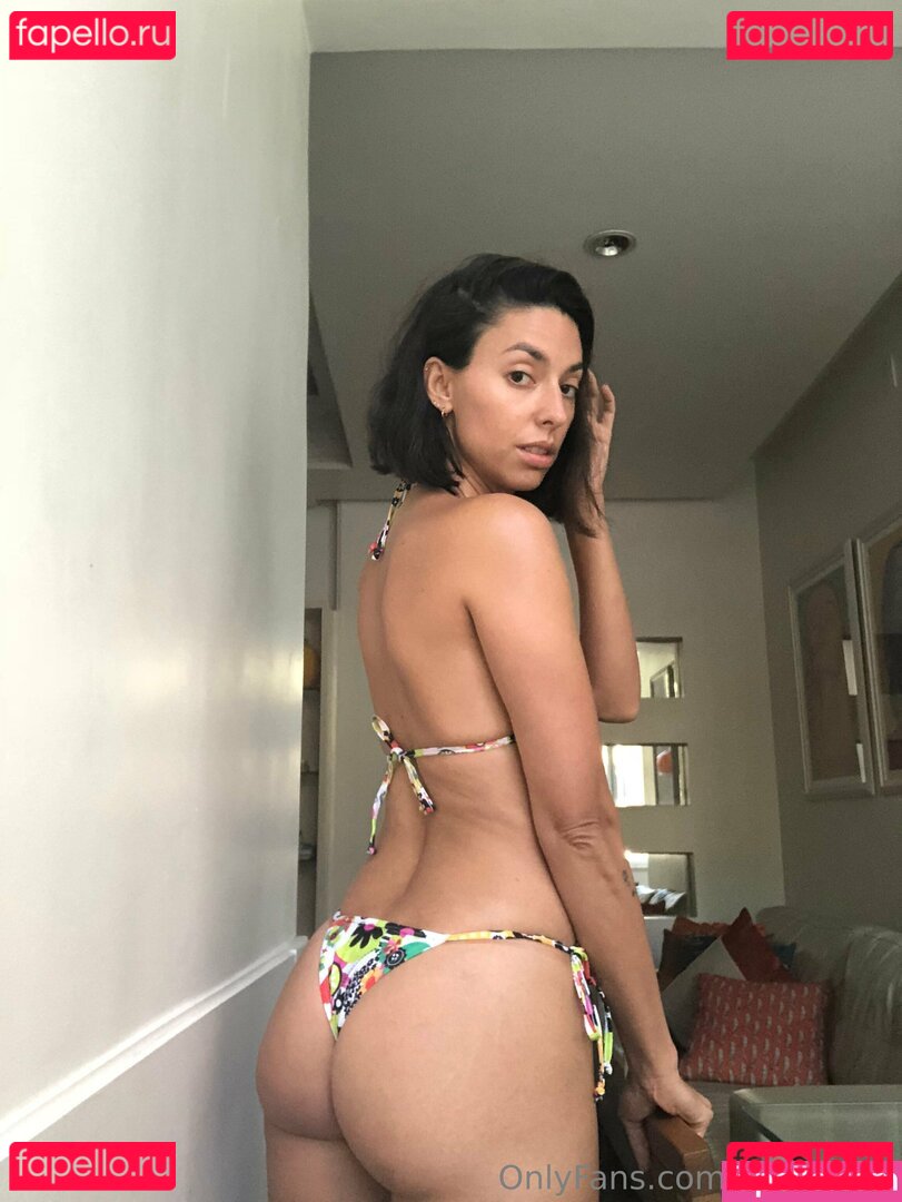 Jade Catta Preta Nude Onlyfans Photo 14