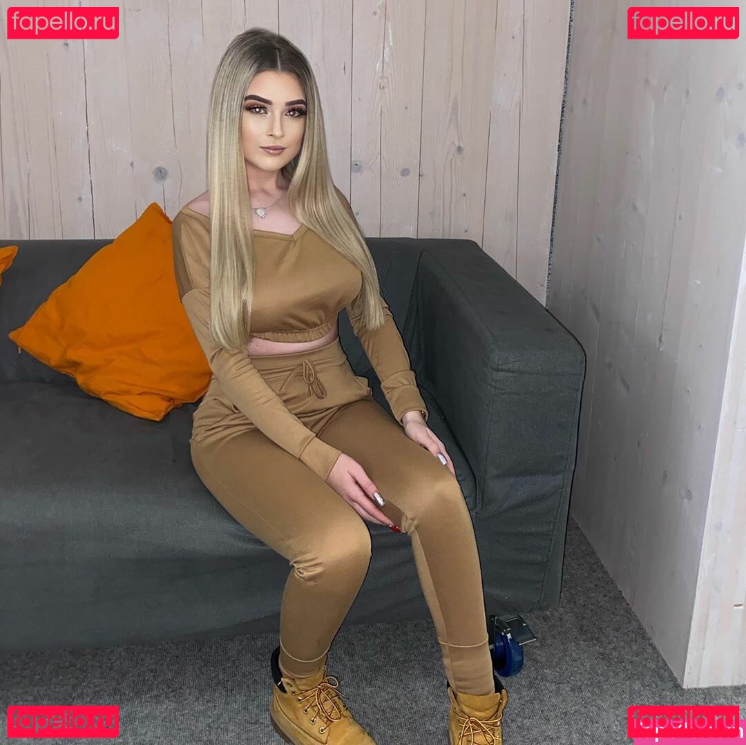 Alex Estelle Nude Onlyfans Photo 34